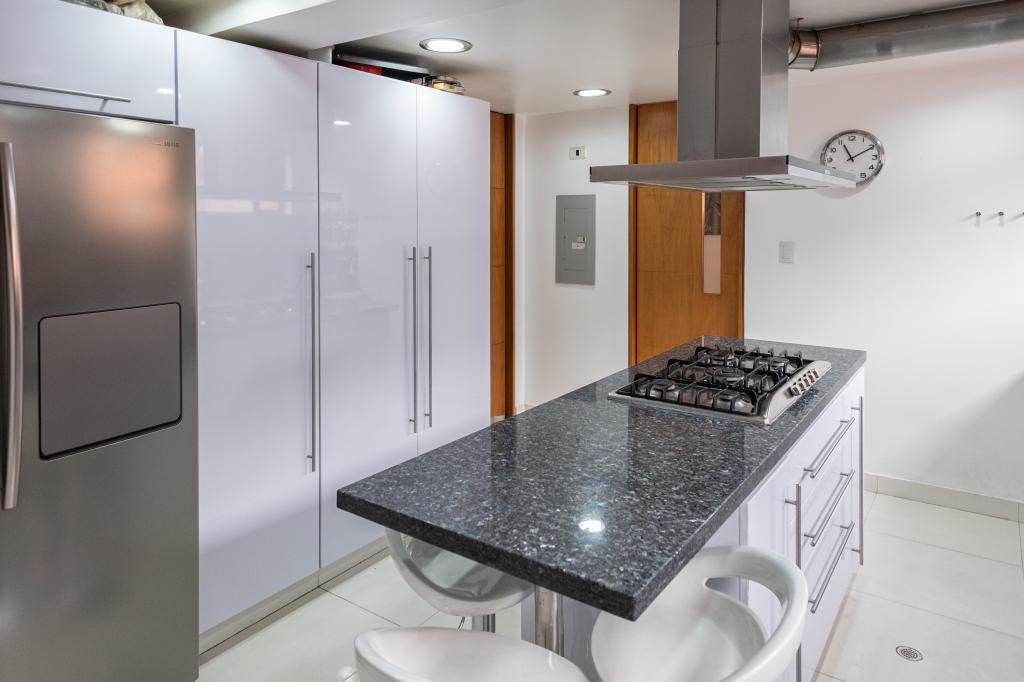 Apartamento En Venta - Santa Barbara-Usaquén, Bogotá