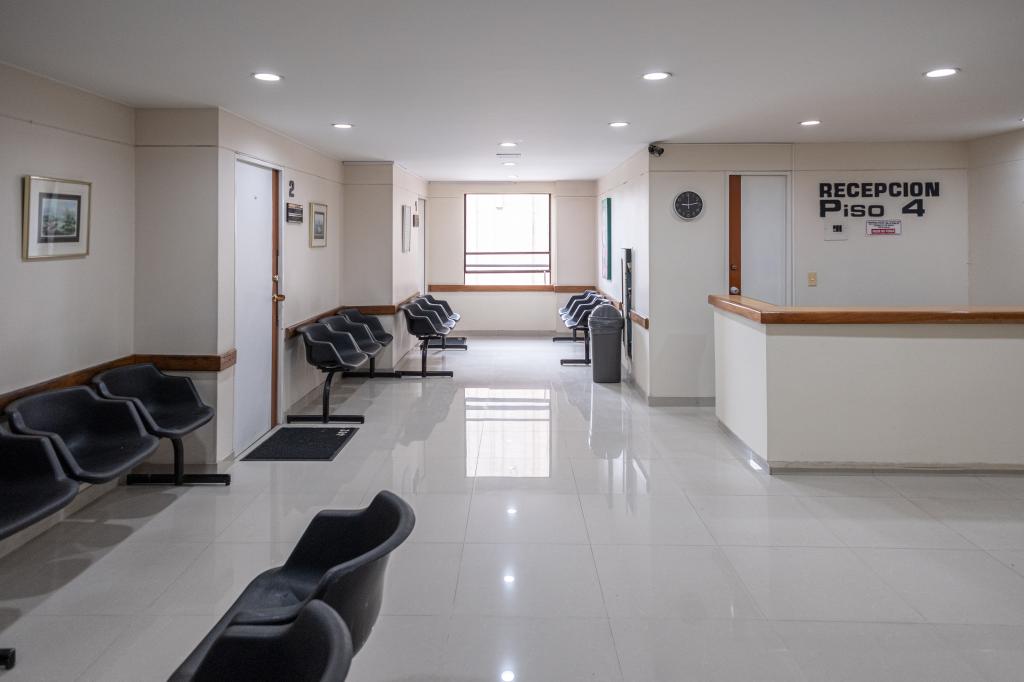 Consultorio En Arriendo/Venta - Santa Barbara Oriental-Usaquén, Bogotá