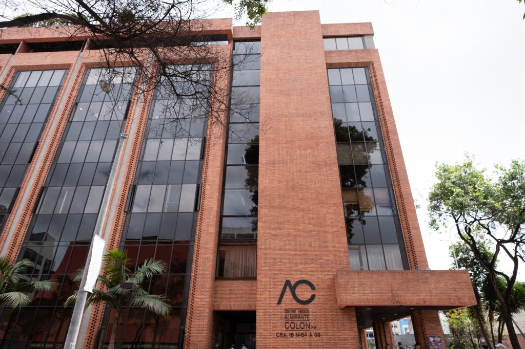 Consultorio En Arriendo - Antiguo Country, Bogotá