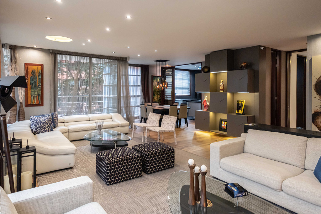 Apartamento En Arriendo/Venta - La Cabrera, Bogotá