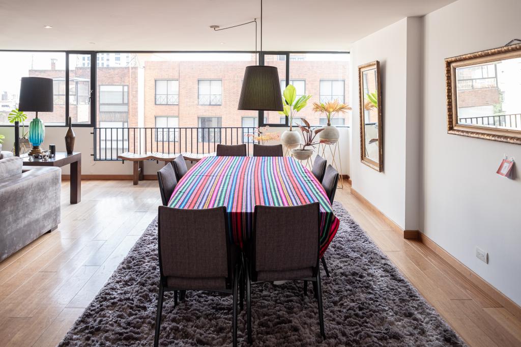 Apartamento En Venta - Los Rosales, Bogotá