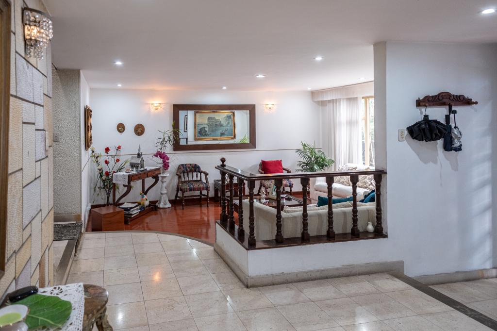 Casa En Arriendo - Nueva Autopista-Usaquén, Bogotá