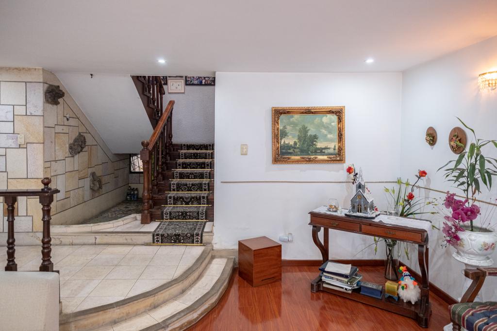 Casa En Arriendo - Nueva Autopista-Usaquén, Bogotá