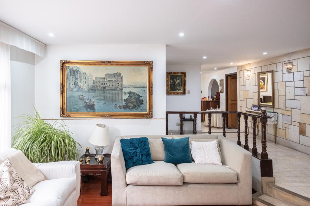 Casa En Arriendo - Nueva Autopista-Usaquén, Bogotá