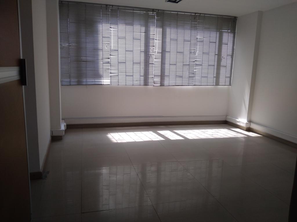 Apartamento En Arriendo - Lago Gaitán, Bogotá