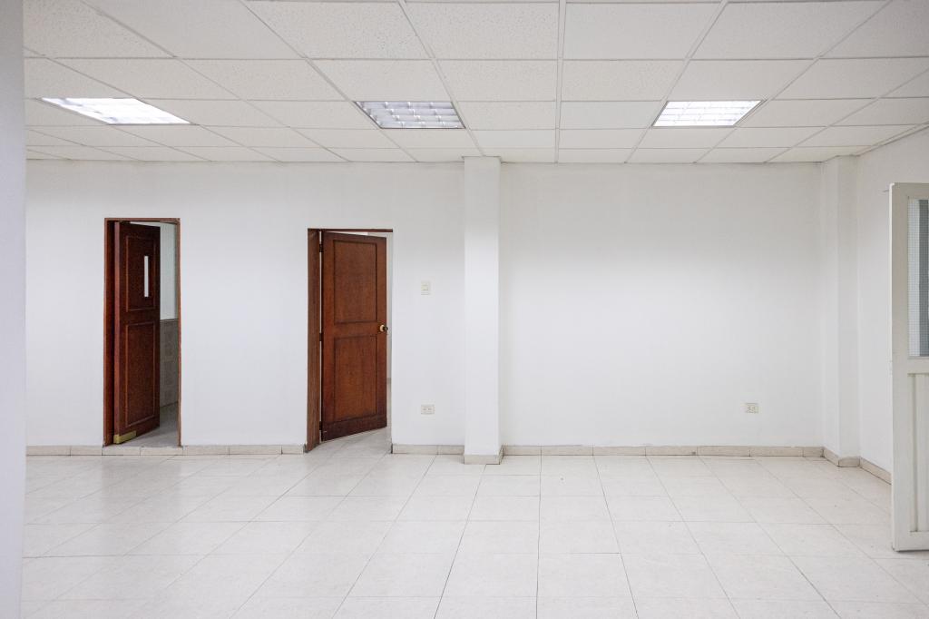 Oficina En Arriendo - Normandia Occidental, Bogotá