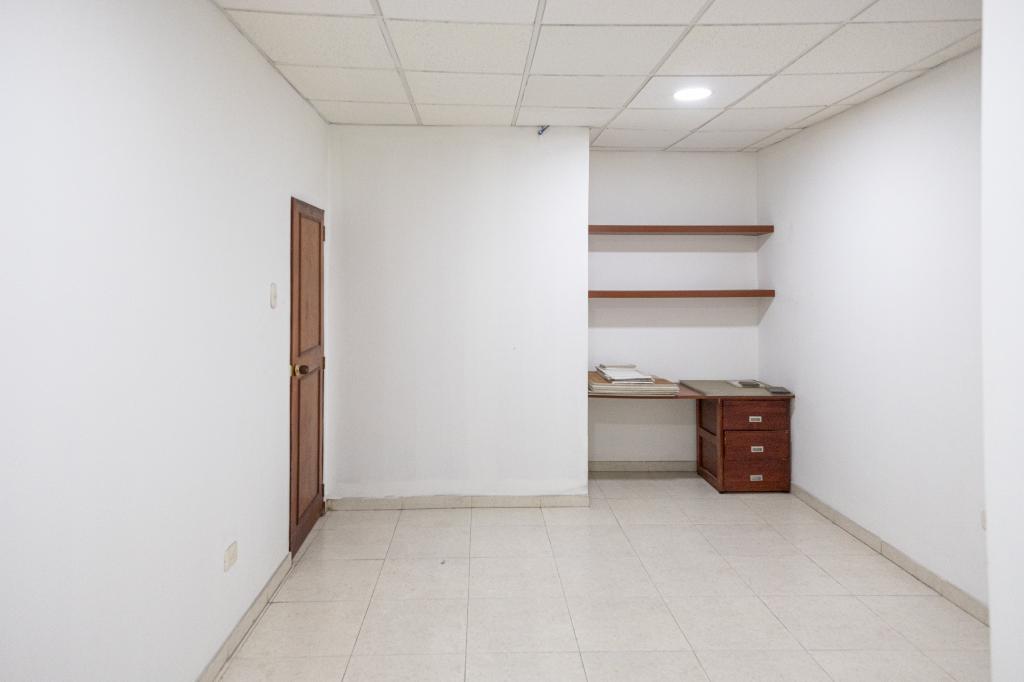 Oficina En Arriendo - Normandia Occidental, Bogotá