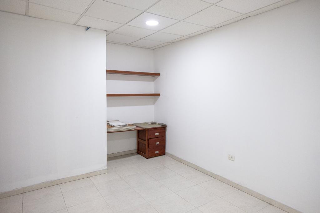 Oficina En Arriendo - Normandia Occidental, Bogotá