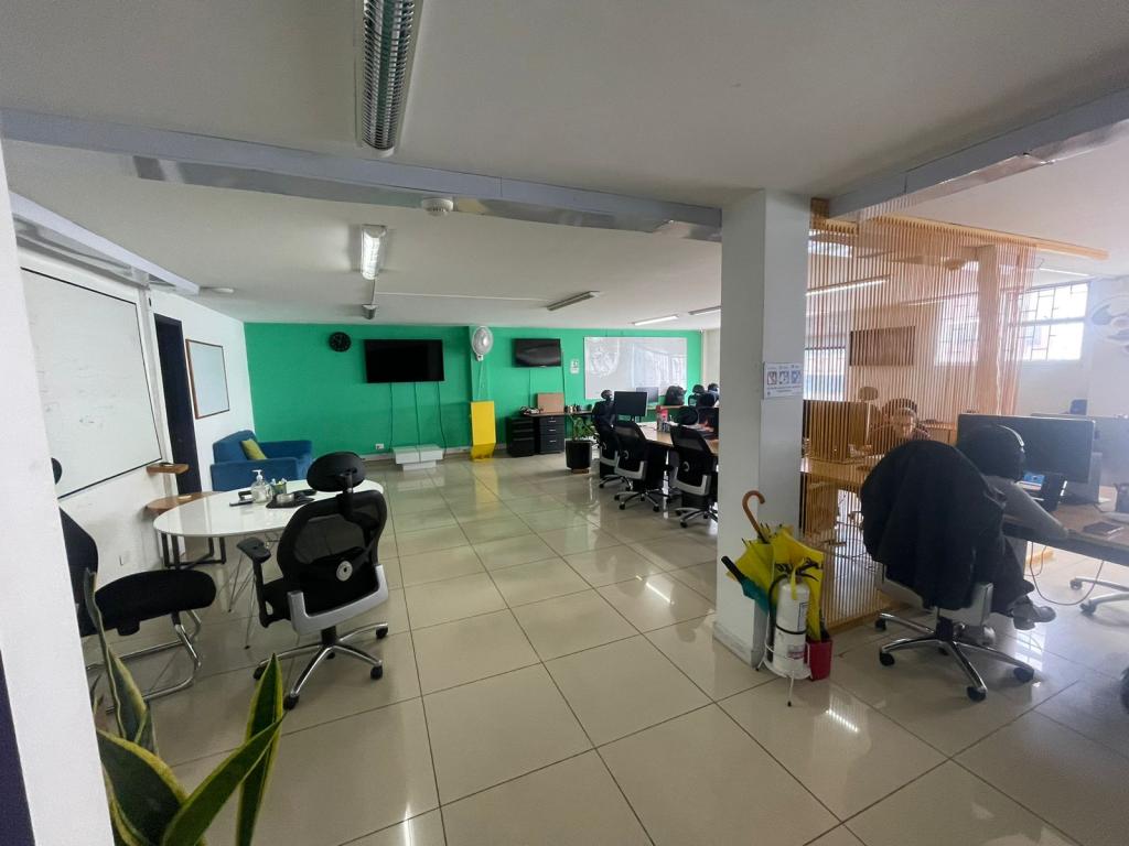 Oficina En Arriendo - Lago Gaitán, Bogotá