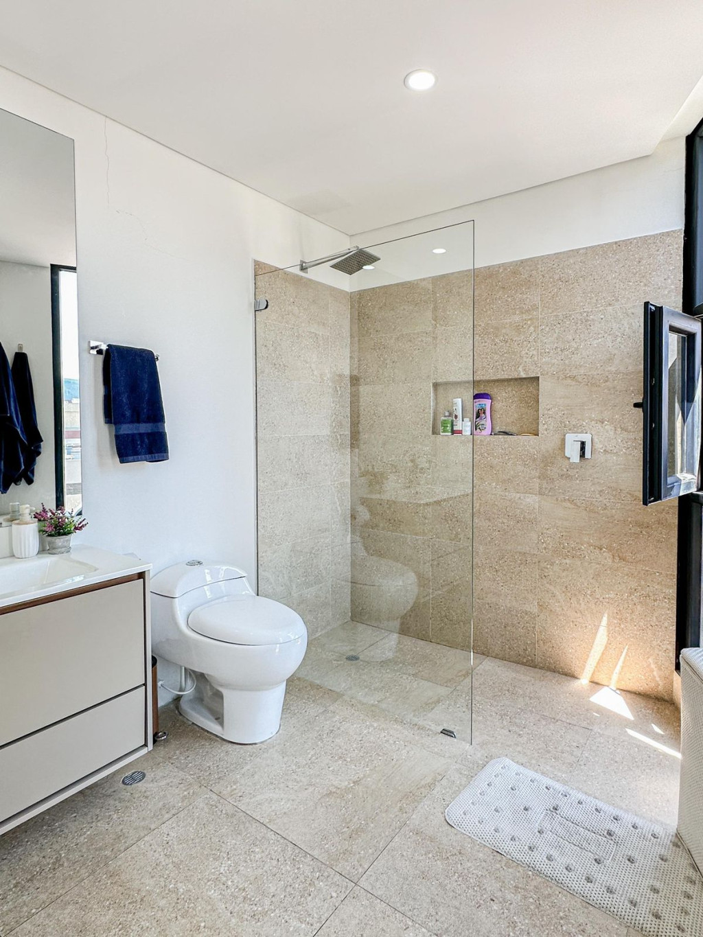 Apartamento En Venta - Santa Ana Occidental-Usaquén, Bogotá