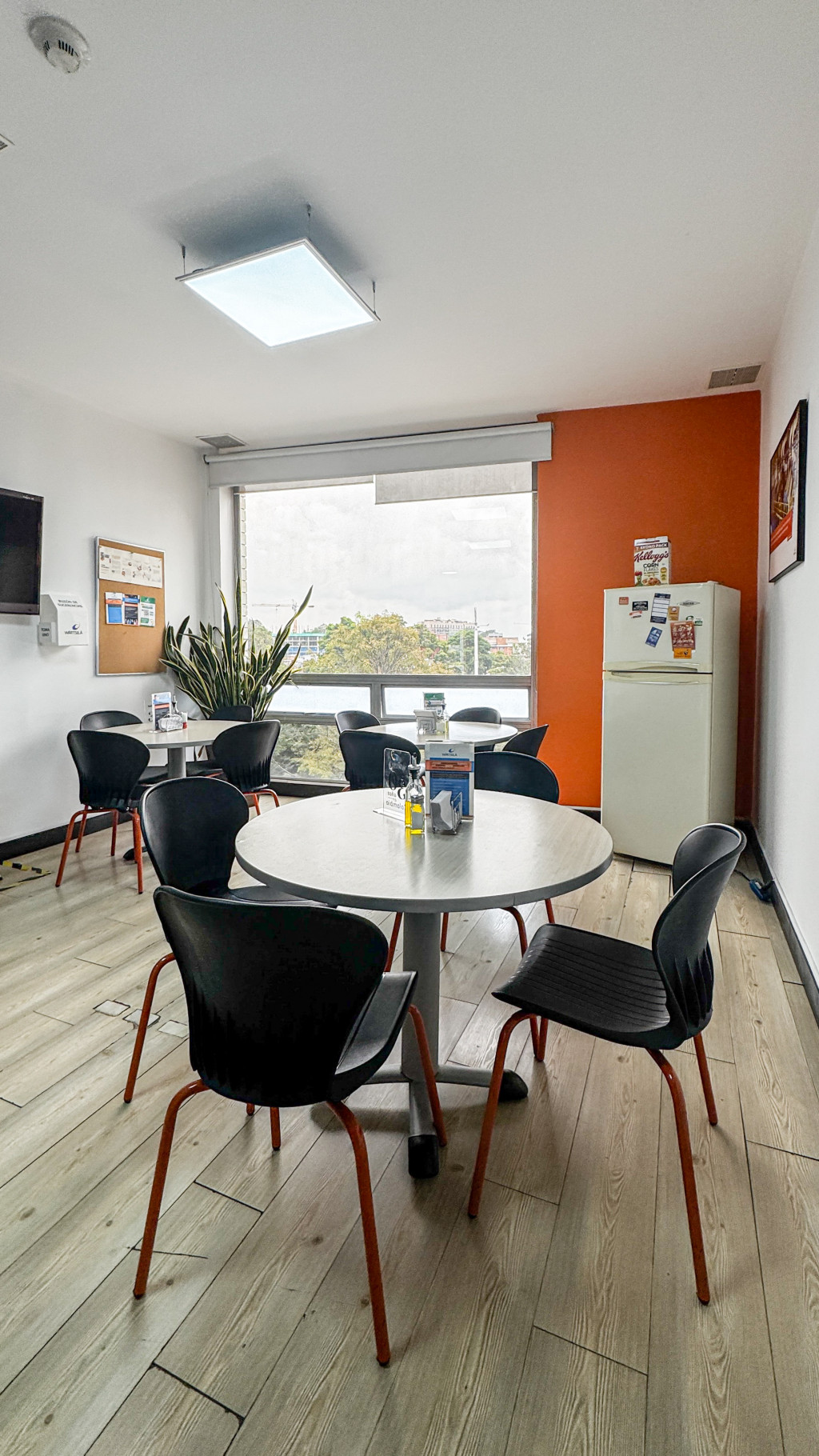 Oficina En Arriendo - Antiguo Country, Bogotá