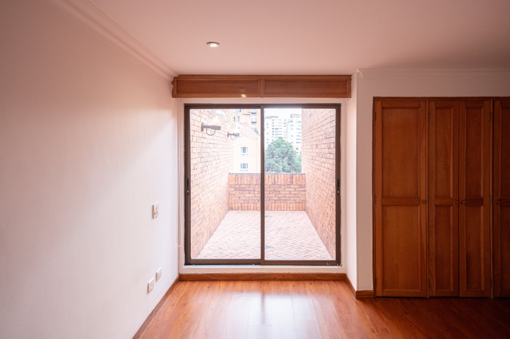 Apartamento En Arriendo/Venta - Los Rosales, Bogotá