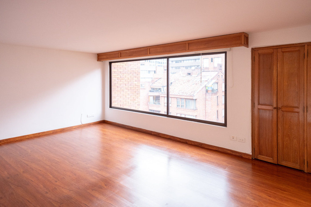 Apartamento En Arriendo/Venta - Los Rosales, Bogotá