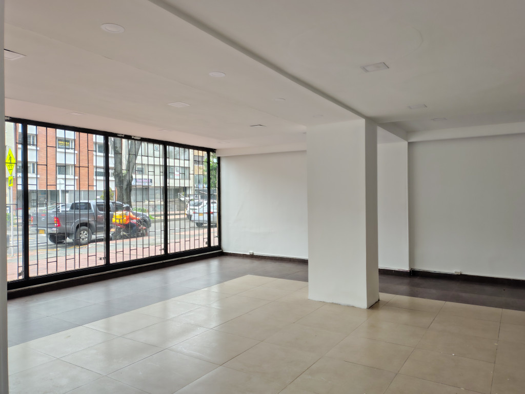 Local En Arriendo - Lago Gaitán, Bogotá