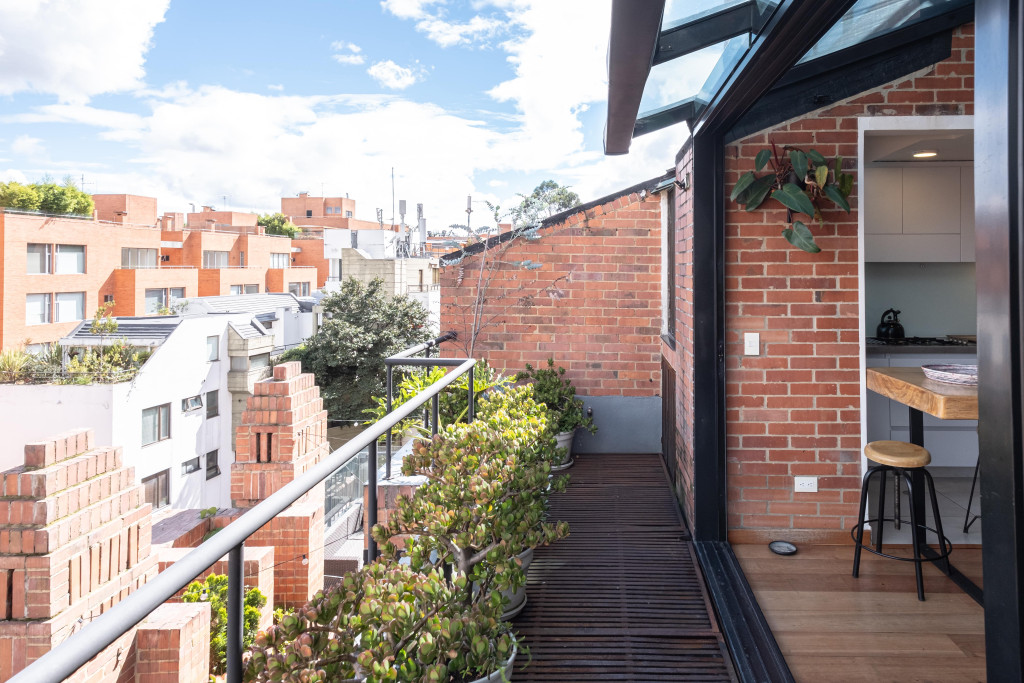Apartaestudio En Arriendo - Los Rosales, Bogotá