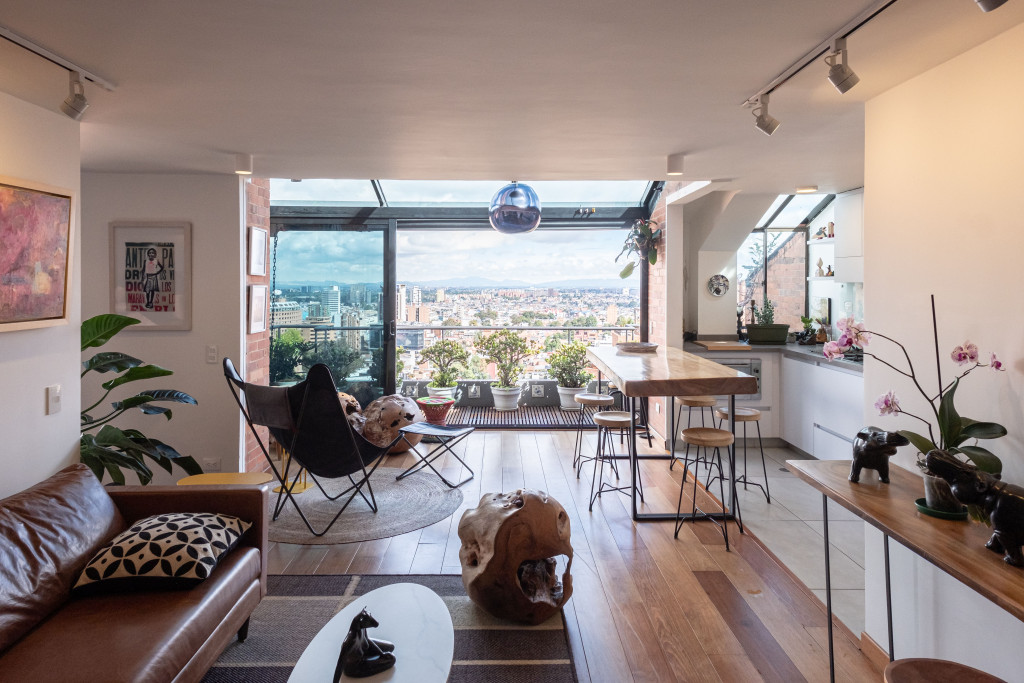Apartaestudio En Arriendo - Los Rosales, Bogotá