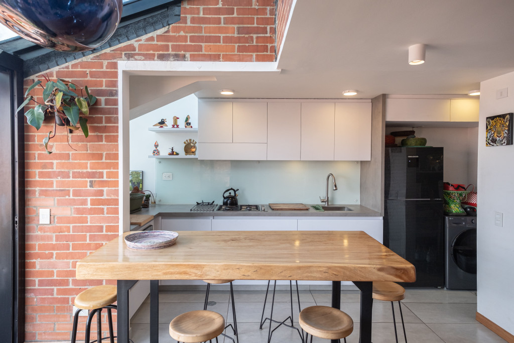 Apartaestudio En Arriendo - Los Rosales, Bogotá