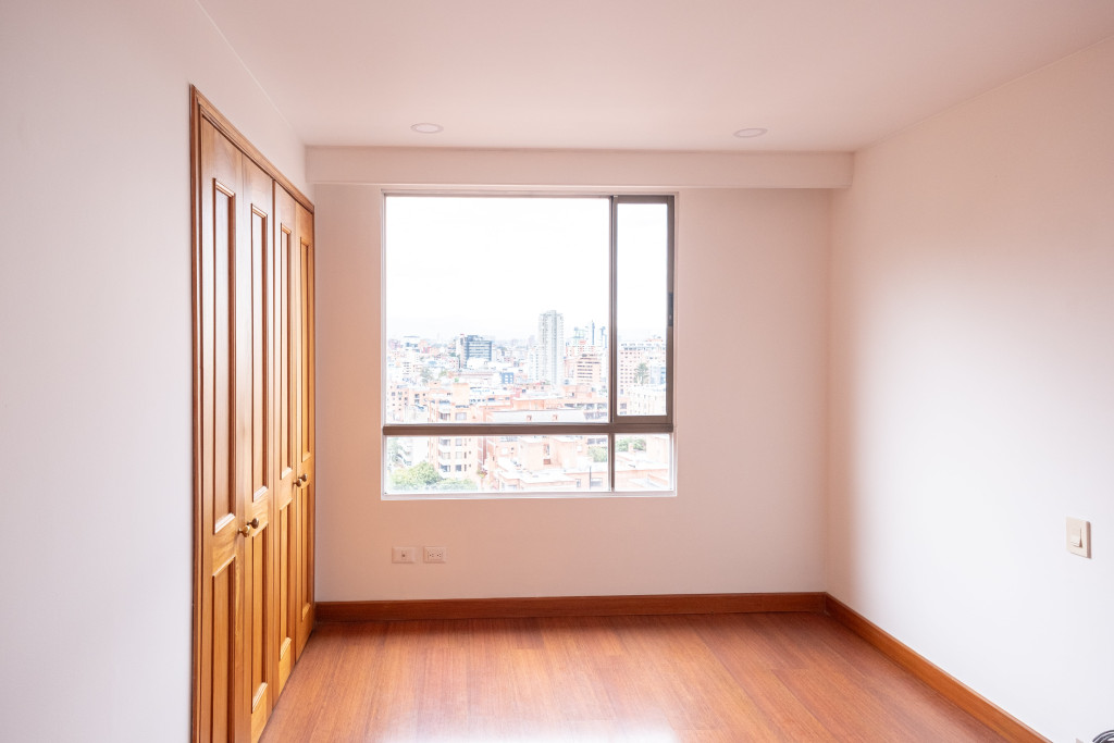 Apartamento En Arriendo - Los Rosales, Bogotá