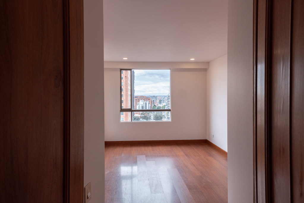 Apartamento En Arriendo - Los Rosales, Bogotá