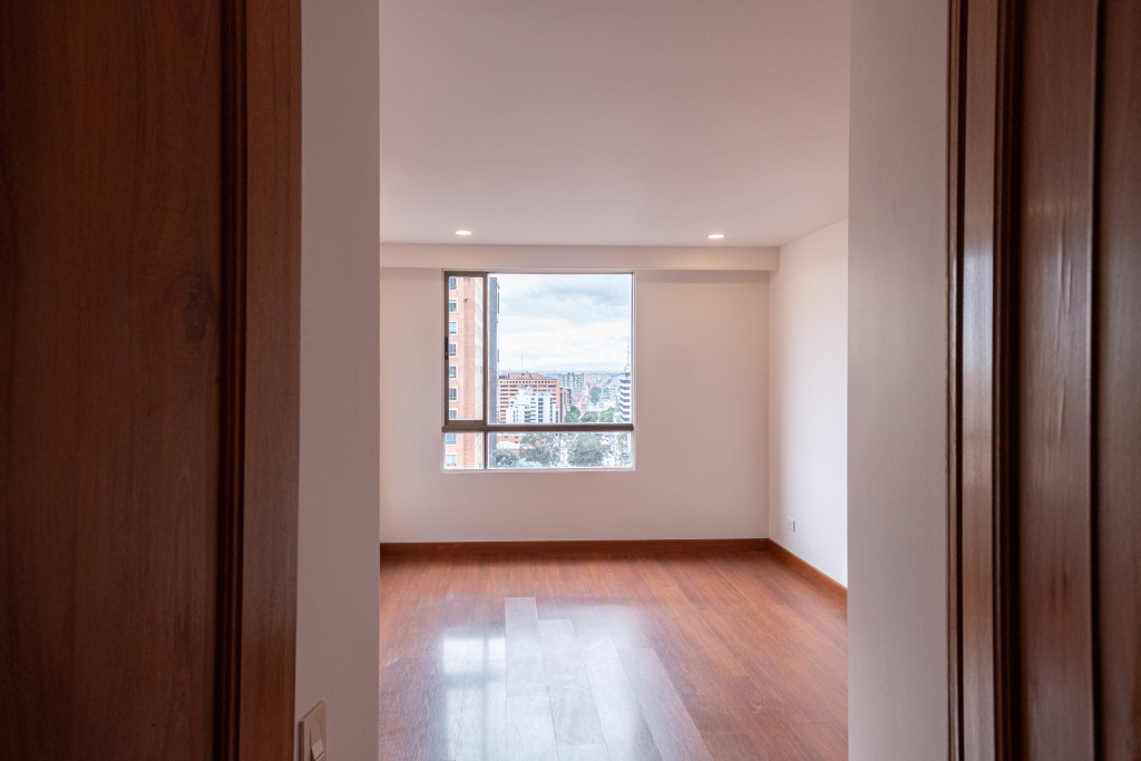 Apartamento En Arriendo - Los Rosales, Bogotá