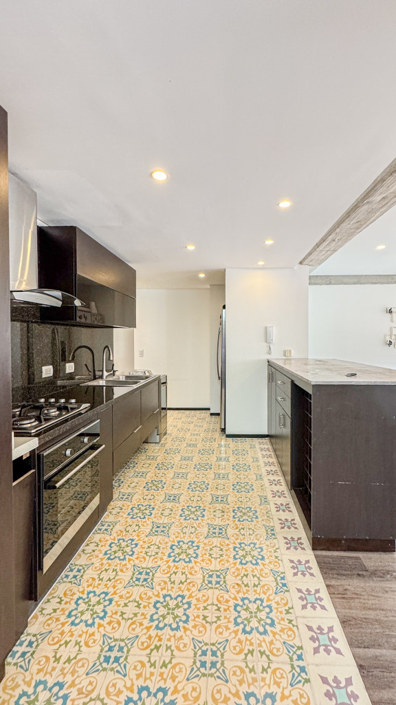 Apartamento En Venta - Los Rosales, Bogotá