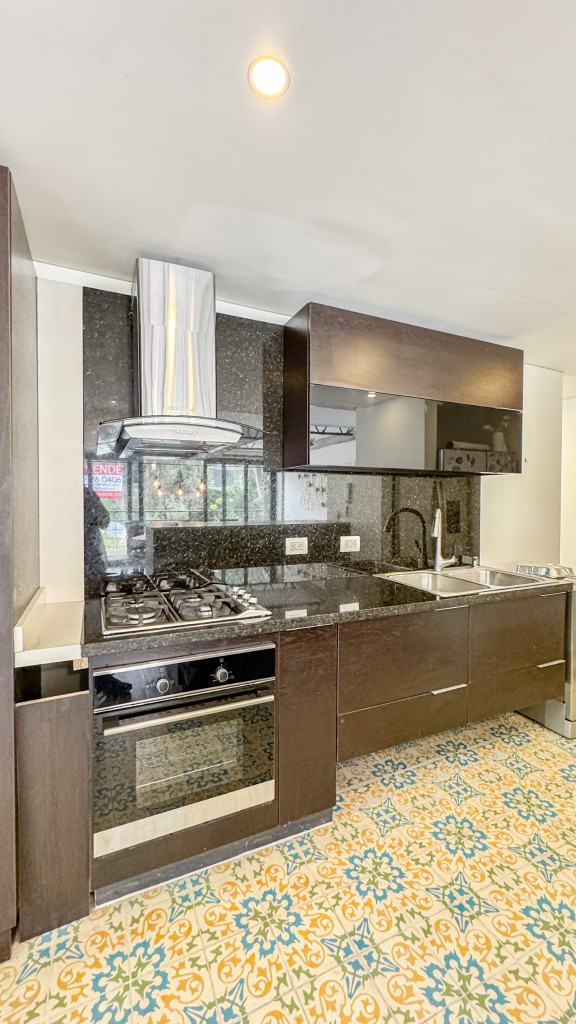 Apartamento En Venta - Los Rosales, Bogotá