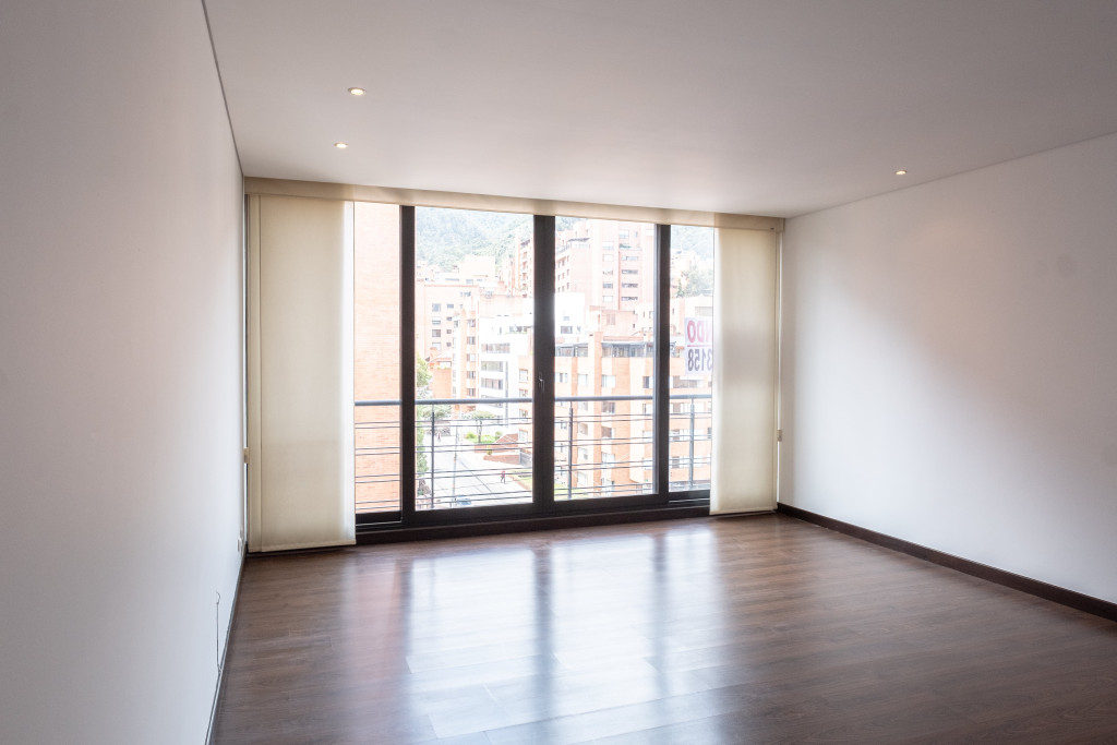 Apartamento En Arriendo - Los Rosales, Bogotá