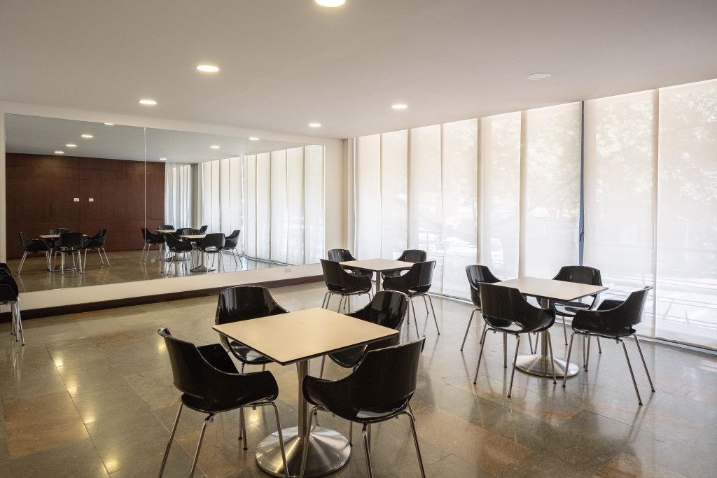 Apartamento En Arriendo - Los Rosales, Bogotá