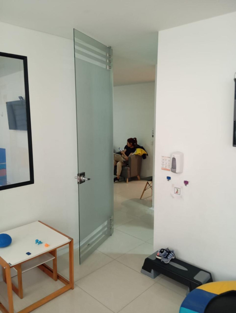 Consultorio En Arriendo - Bella Suiza-Usaquén, Bogotá