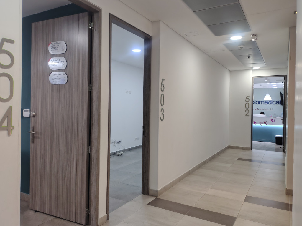 Consultorio En Arriendo - Santa Barbara Occidental-Usaquén, Bogotá