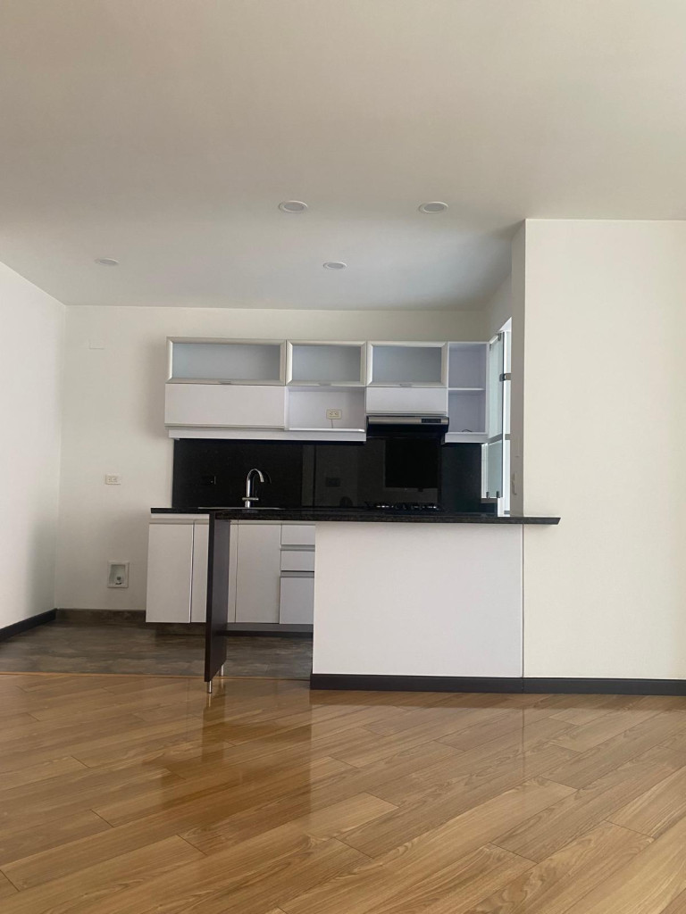 Apartaestudio En Arriendo - Santa Barbara-Usaquén, Bogotá
