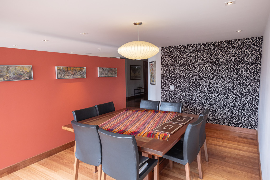 Apartamento En Arriendo - Los Rosales, Bogotá