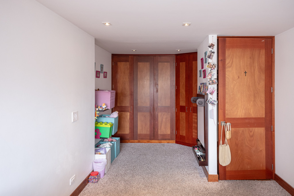 Apartamento En Arriendo - Los Rosales, Bogotá
