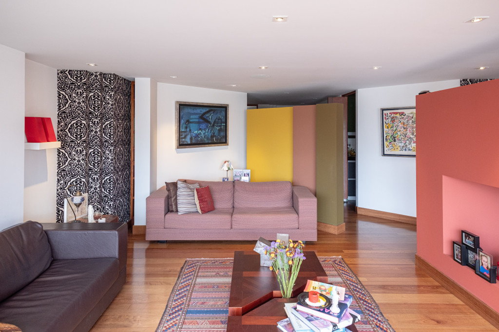 Apartamento En Arriendo - Los Rosales, Bogotá