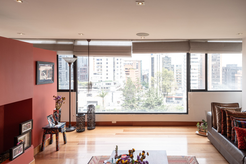 Apartamento En Arriendo - Los Rosales, Bogotá