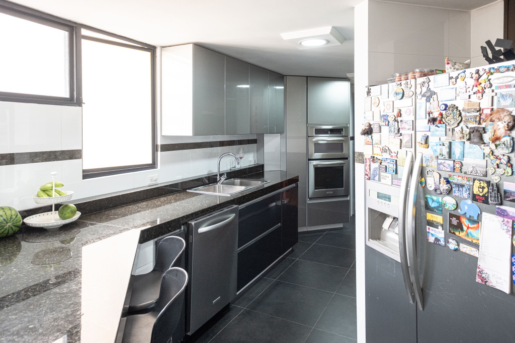 Apartamento En Arriendo - Los Rosales, Bogotá