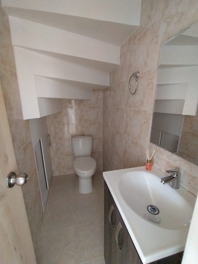 Casa En Arriendo/Venta - Cisne, Santa Marta