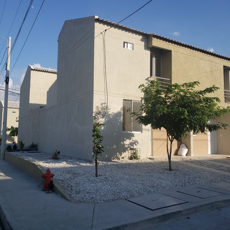 Casa en arriendo/venta, código 1474094