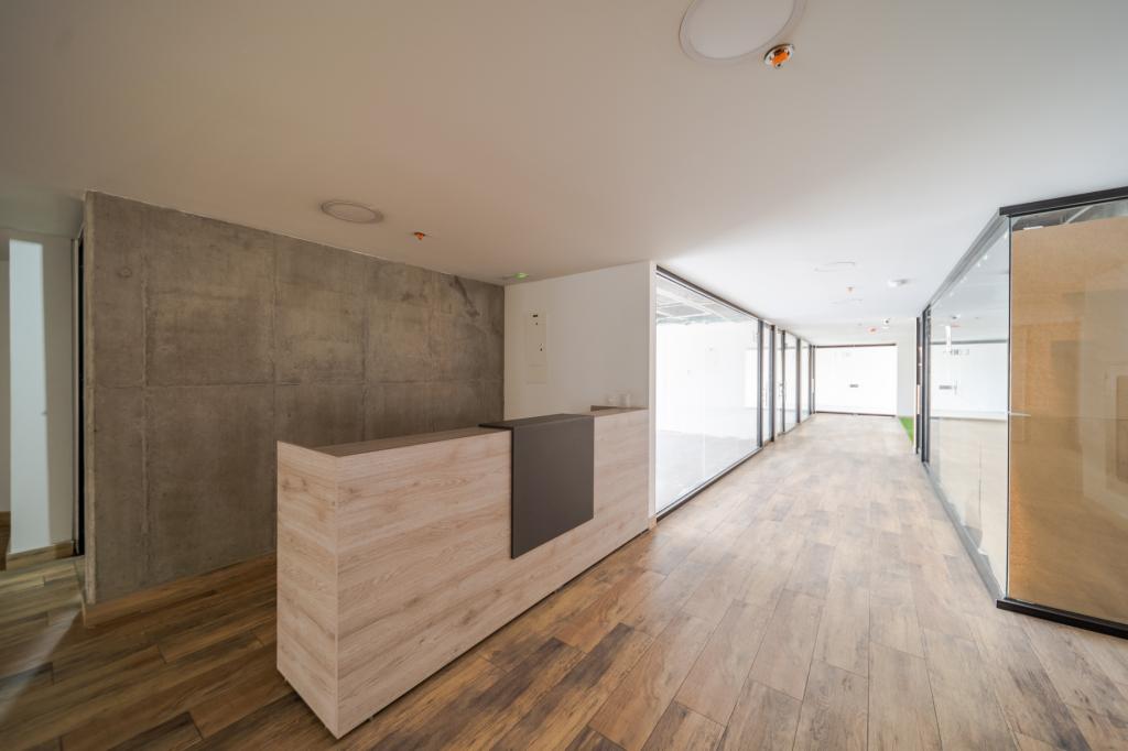 Oficina En Arriendo/Venta - Prado Veraniego, Bogotá