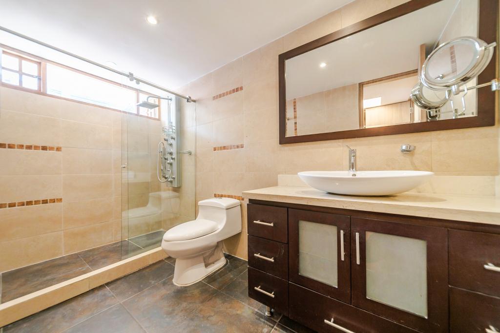 Casa En Arriendo - El Virrey, Bogotá