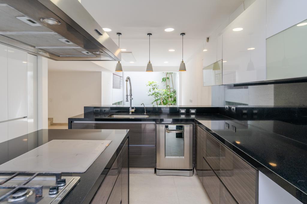 Casa En Arriendo - El Virrey, Bogotá