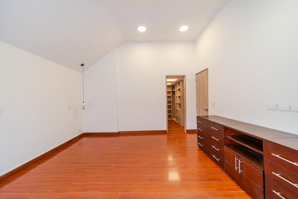 Casa En Arriendo - El Virrey, Bogotá