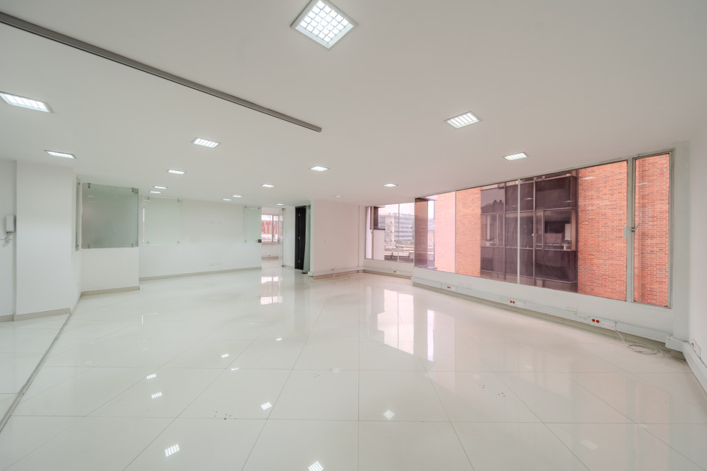 Oficina en arriendo/venta, código 1478031