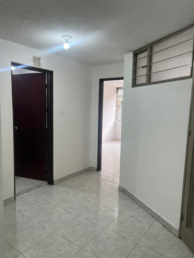 Apartamento En Arriendo - Los Laureles Sabanas El Dorado, Bogotá