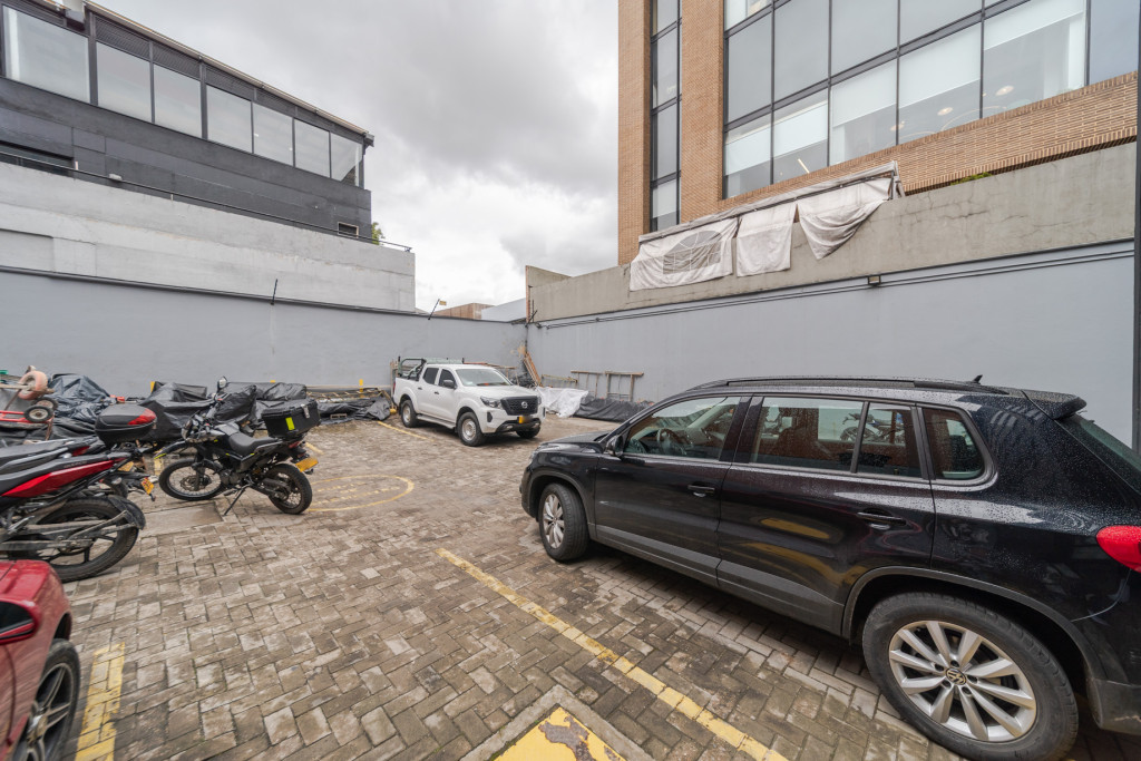 Lote En Arriendo/Venta - Chicó Norte, Bogotá