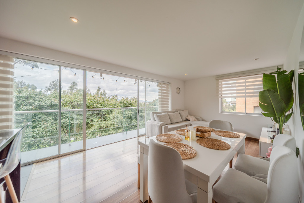 Apartamento en arriendo, código 23437