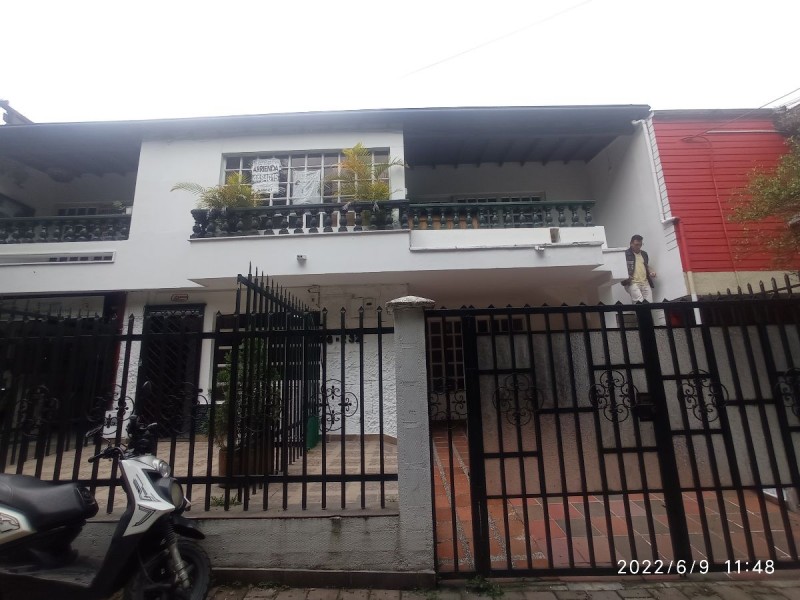 Casa-local en Arriendo en Medellín