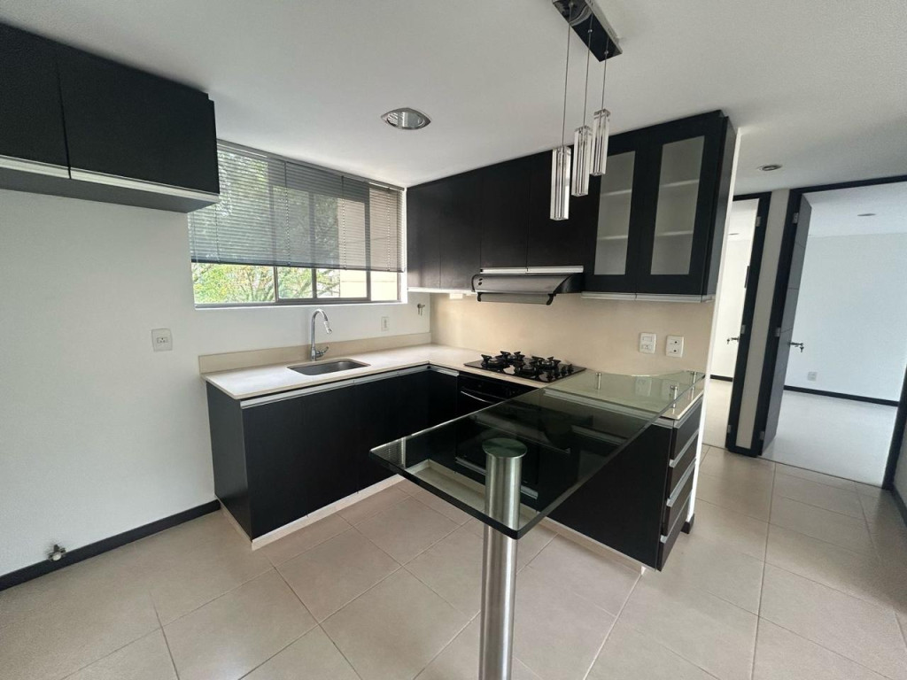 Apartamento en arriendo, código 2624