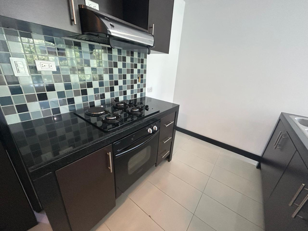 Apartamento en arriendo, código 2645