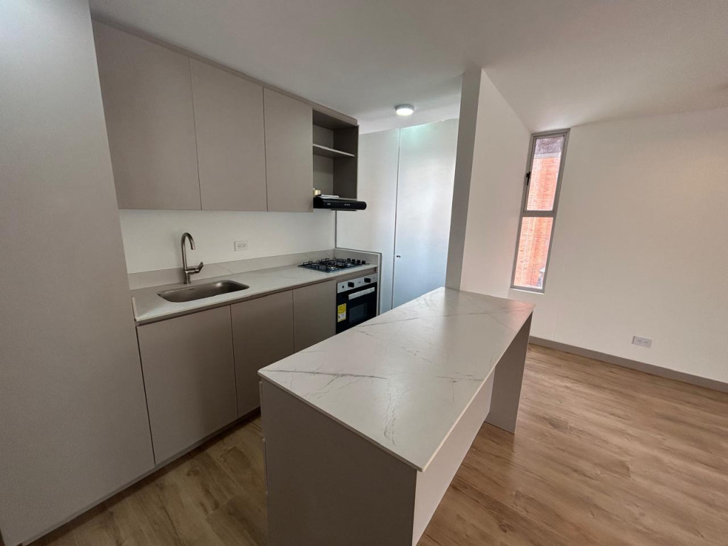 Apartamento en arriendo, código 2650